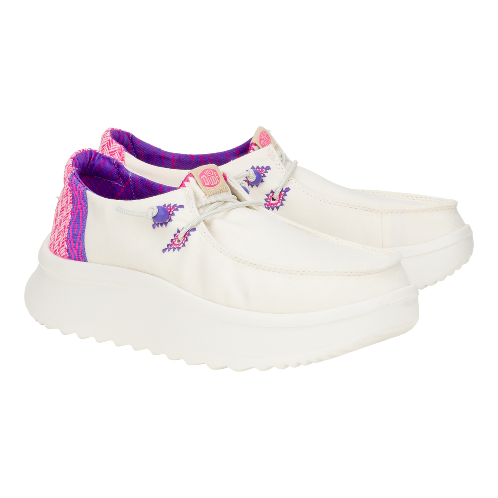 Women's Wendy Peak Chambray Woven White Pink