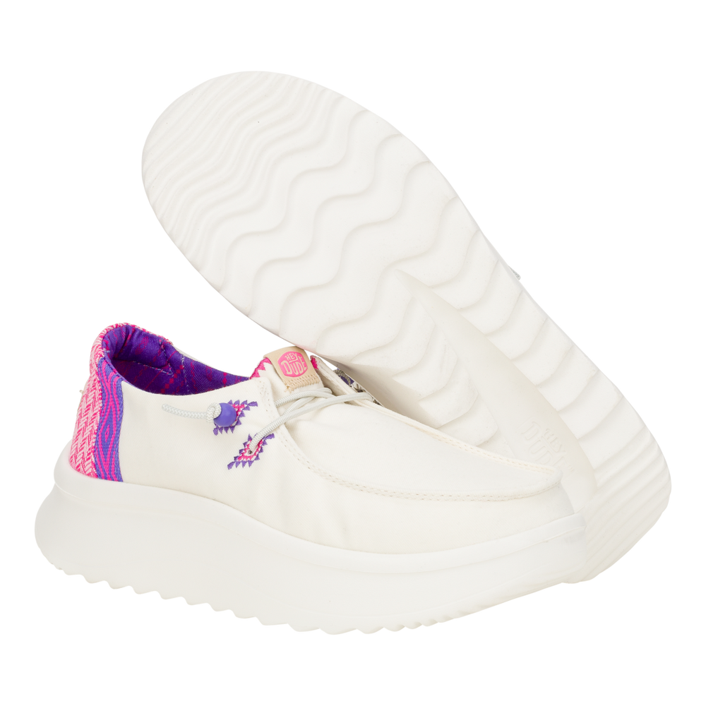 Women's Wendy Peak Chambray Woven White Pink